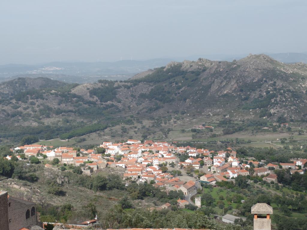 A Casa Mais Portuguesa Otel Monsanto Dış mekan fotoğraf